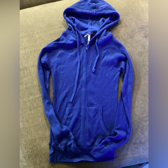 Womens top bundle Size S/XS - Picture 4 of 14